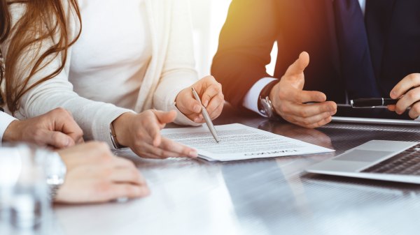 Les clauses facultatives du contrat de travail